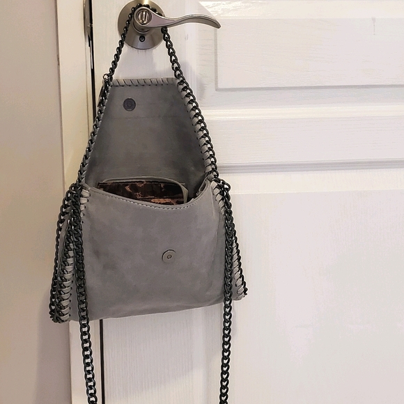 Pouch + cross body - Picture 4 of 4